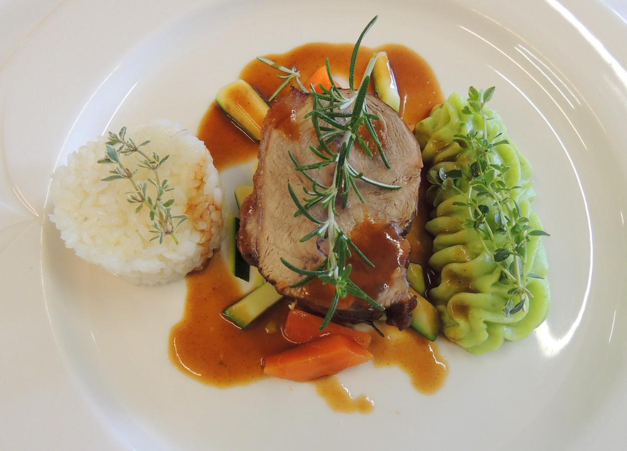 Gasthaus Zum Weissen Kreuz Lazfons エクステリア 写真