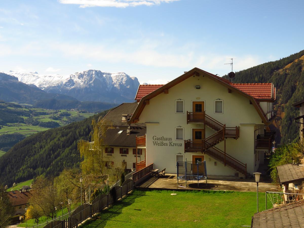 Gasthaus Zum Weissen Kreuz Lazfons エクステリア 写真