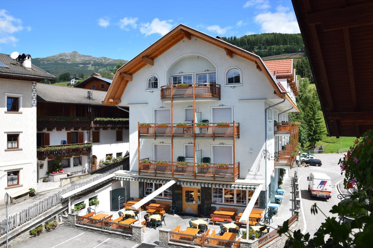 Gasthaus Zum Weissen Kreuz Lazfons エクステリア 写真