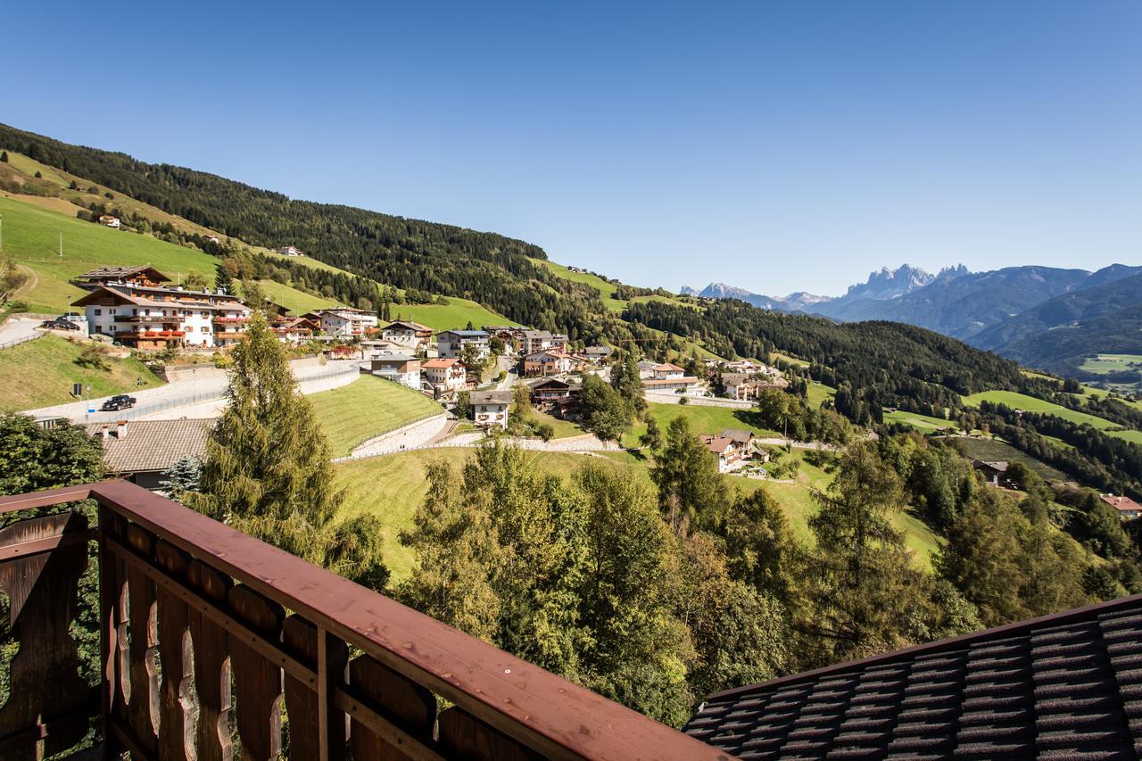 Gasthaus Zum Weissen Kreuz Lazfons エクステリア 写真